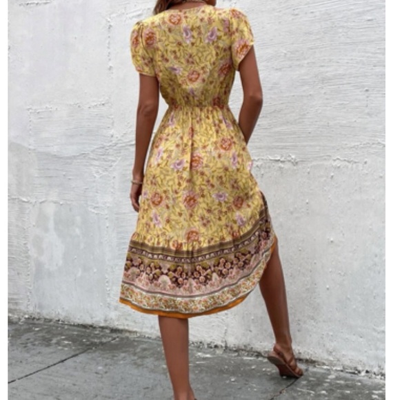 Boho floral print V neck ruffle hem dress - Picture 3 of 7